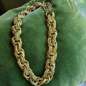 Chunky Vintage Golden Chain Necklace